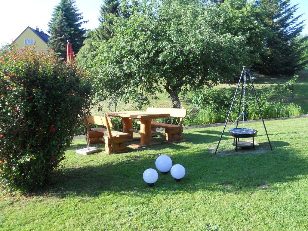 Ferienhaus Zittau Oberlausitz & Ferienwohnung Am Hamann Berg Eksteriør billede